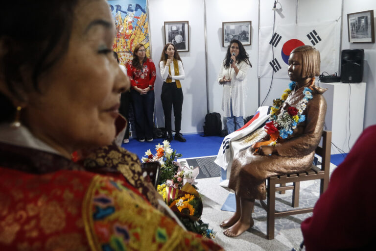 La niña de la paz ya tiene su lugar en la Feria del Libro