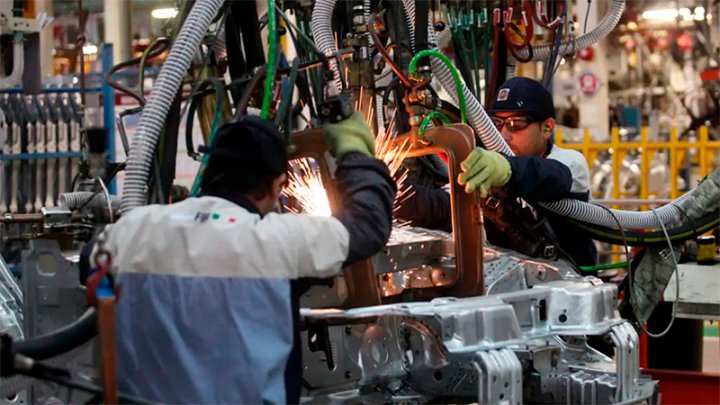 Crecimiento engañoso: el gobierno festeja el rebote del PBI de una economía atada a la deuda