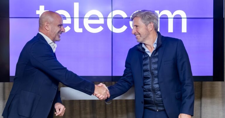 Telecom invertirá US$ 8 millones para mejorar la conectividad en Entre Ríos
