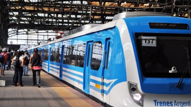 Esto es lo que tenés que hacer para viajar gratis en tren si sos jubilado