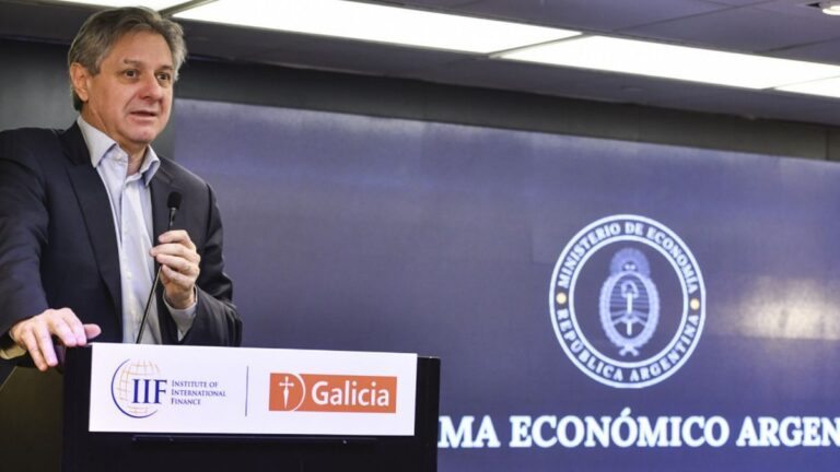 José Luis Daza defendió la política cambiaria de Javier Milei: «El dólar flota, no está controlado»