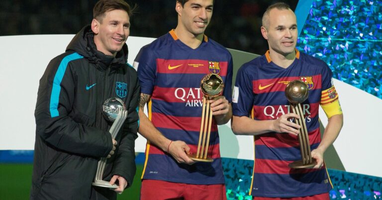 Iniesta compró los derechos televisivos del club de Messi y Suarez en Uruguay
