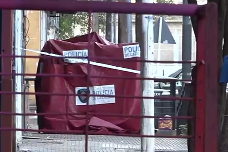 Un policía liquidó a un delincuente que amenazó con matarlo y le quiso sacar el arma
