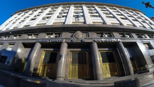 Fernando Camusso: El Tesoro Nacional no quiere que de ninguna manera el tipo de cambio suba más