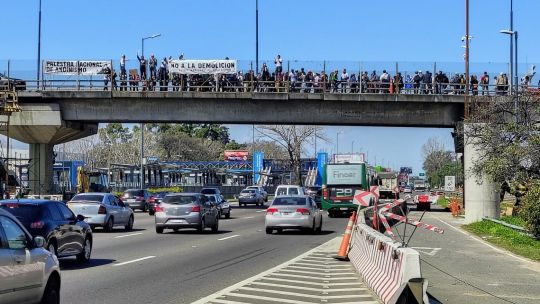 Nueva protesta para evitar la demolición dela única Palestra de escalada de roca de la ciudad