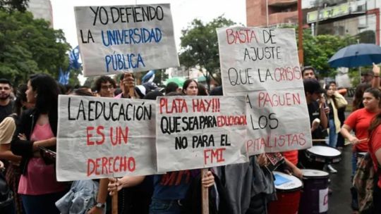 Docentes universitarios anunciaron un nuevo paro nacional de 72 horas: qué días no habrá clases